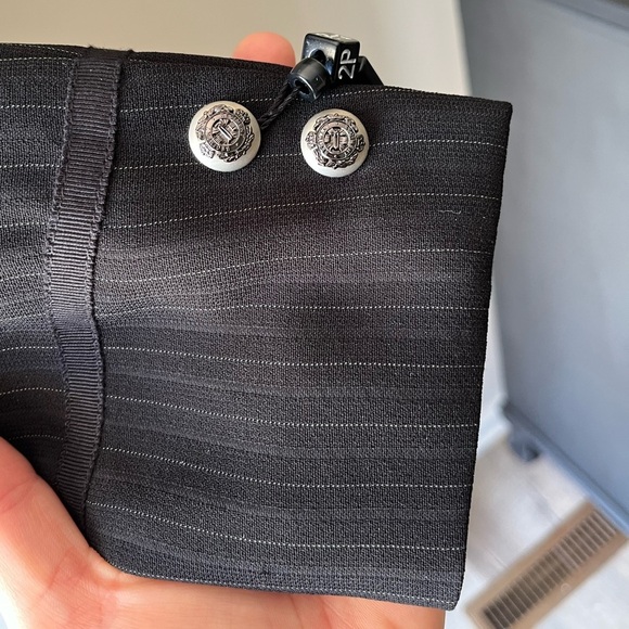 Tahari NEW Julian Black Pinstripe Suit Jacket, Women’s Sz 2P - Picture 7 of 9